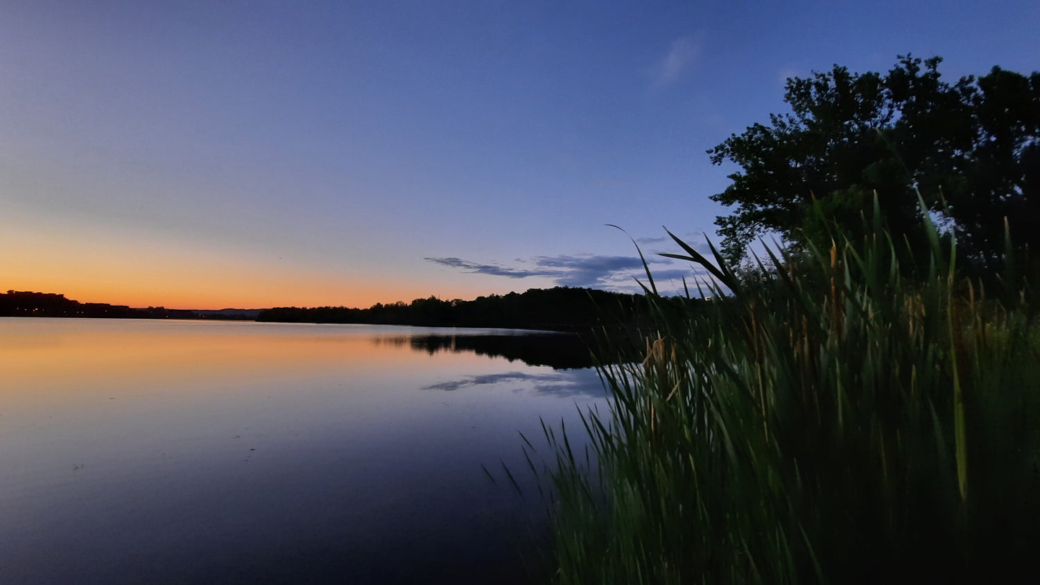 Aube Lac Des Nations Du 20 Juin 2021 (Vue Q13) 4H42